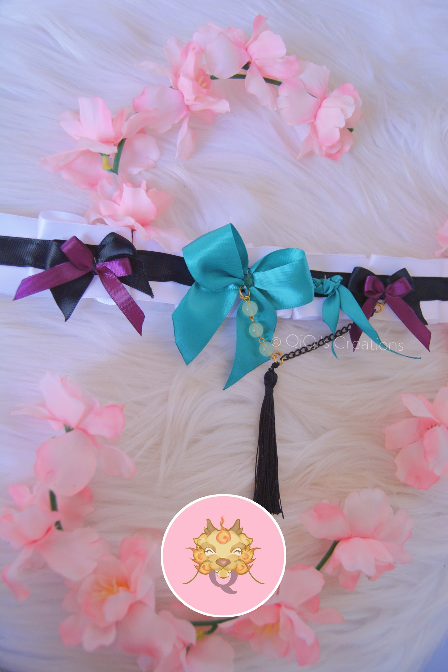 Sage Valorant pleated choker