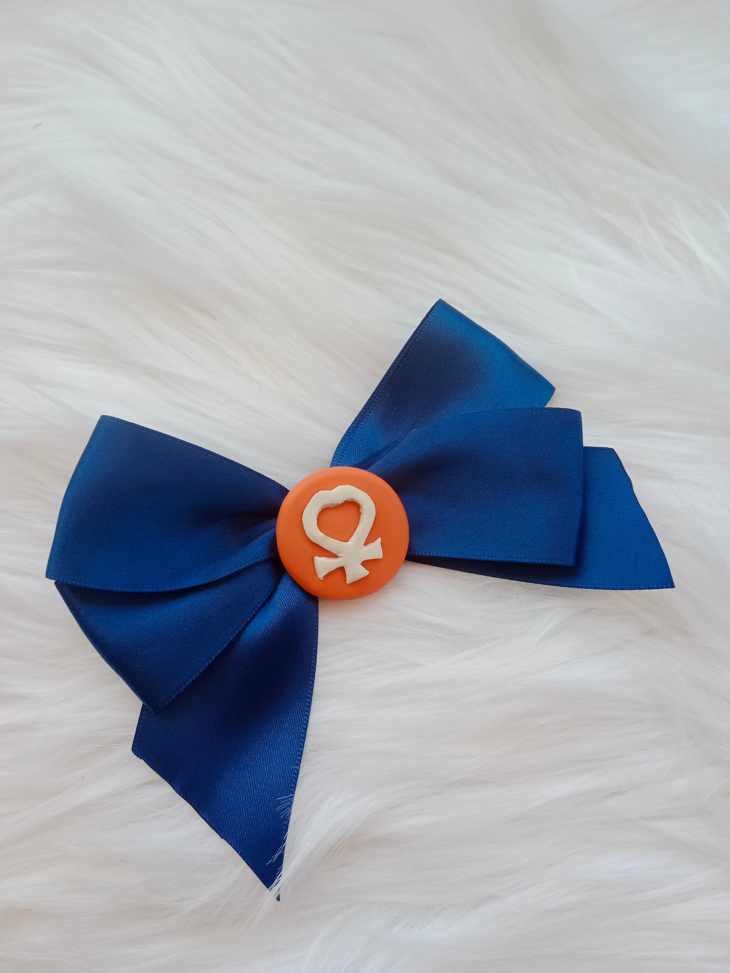Sailor Senshi bows