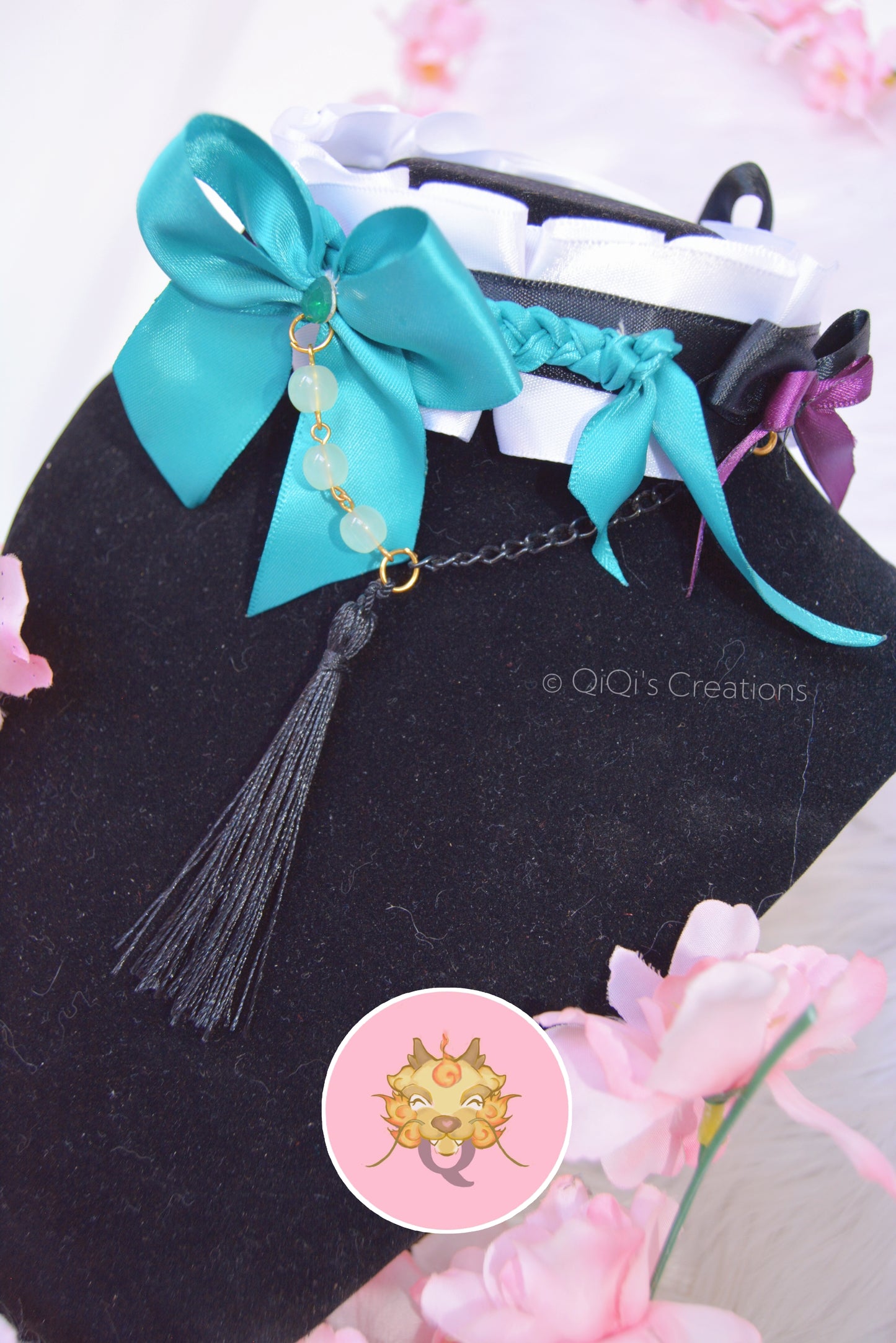 Sage Valorant pleated choker
